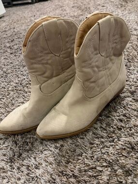 SHEIN Cream Western Ankle Boots